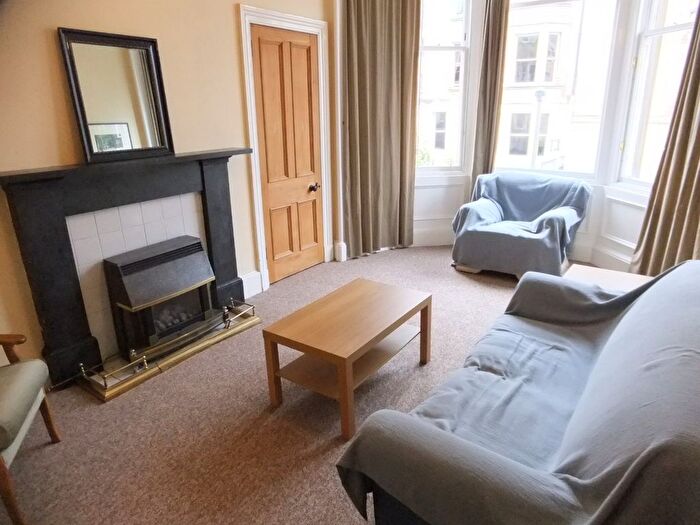 1 Bedroom Flat To Rent In Comiston Place, Morningside, Edinburgh, EH10