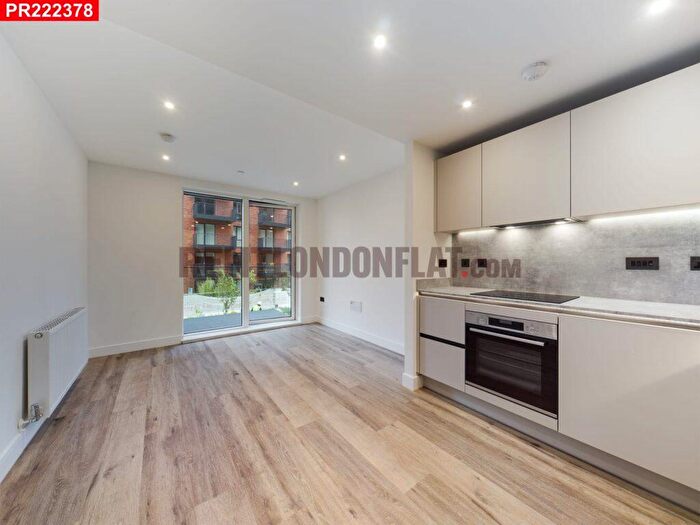 1 Bedroom Flat To Rent In Birmingham – Bedroom Flat, B4