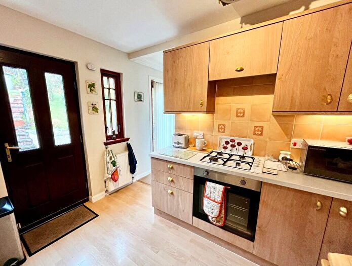 2 Bedroom Detached Bungalow For Sale In Burn Brae Park, FK10