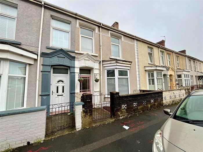 4 Bedroom Terraced House For Sale In Trinity Road, Llanelli, SA15