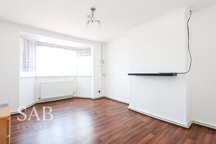 2 Bedroom Flat To Rent In Ruislip Road, Greenford, UB6