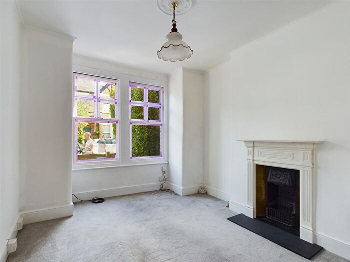 2 Bedroom Maisonette To Rent In Kenley Road, St Margarets, Twickenham, TW1