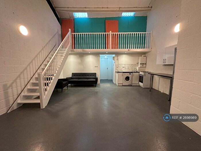 2 Bedroom Flat To Rent In Timberwharf Road, London, N16