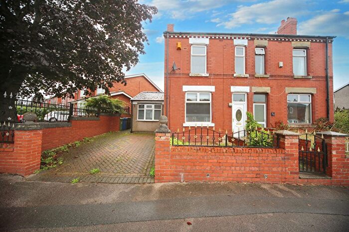 2 Bedroom Semi-detached House To Rent In Booths Brow Road, Ashton-In-Makerfield, WN4