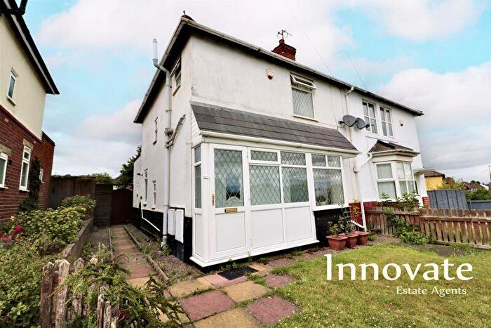 3 Bedroom Semi Detached House For Sale In Newbury Lane, Oldbury, B69