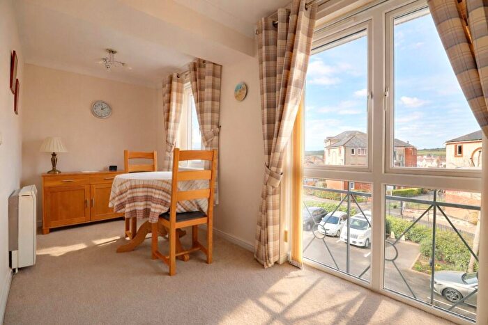 2 Bedroom Apartment For Sale In Mills Way, Barnstaple, Devon, EX31
