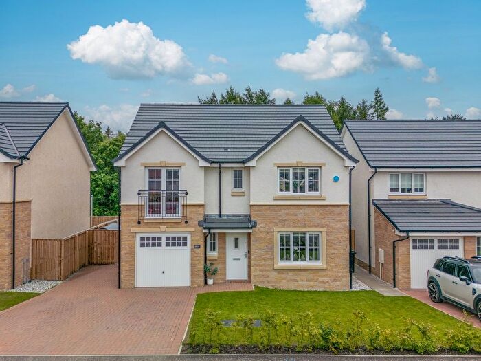 4 Bedroom Detached House For Sale In Bracken Road, Dunfermline, KY11