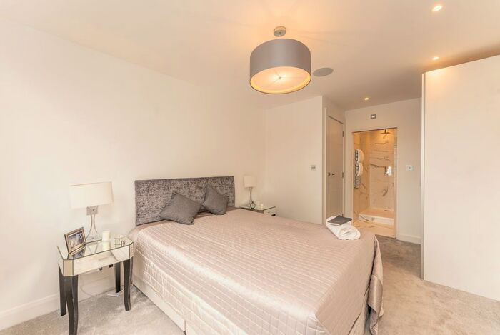2 Bedroom Flat For Sale In Park Lorne, Park Road, St Johns Wood, NW8