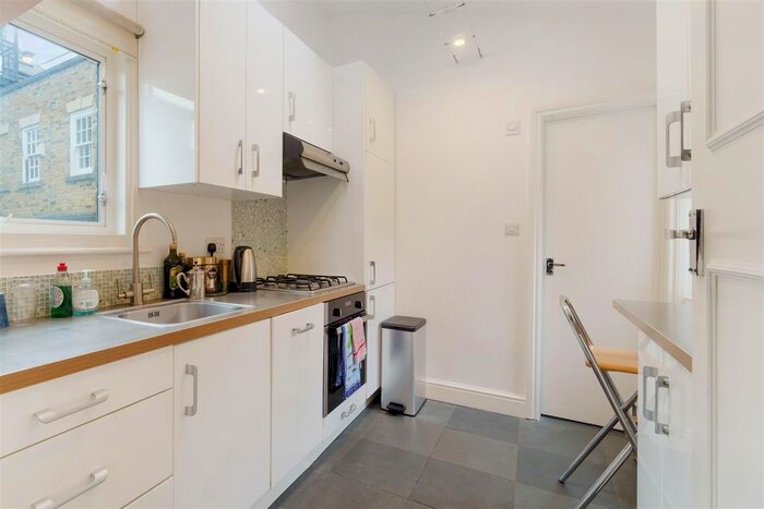 1 Bedroom Flat To Rent In Kings Yard, Stanbridge Road, London, SW15