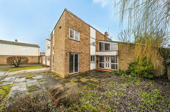 3 Bedroom Detached House For Sale In Maltings Way, Great Barford, Bedford, MK44