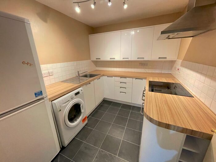 2 Bedroom Apartment To Rent In Capitol Court, School Lane, Didsbury, M20
