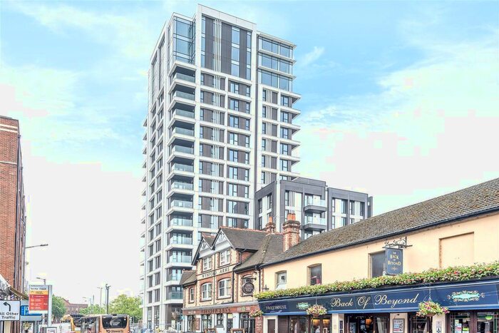 2 Bedroom Flat To Rent In Verto, Kings Road, Reading, Berkshire, RG1