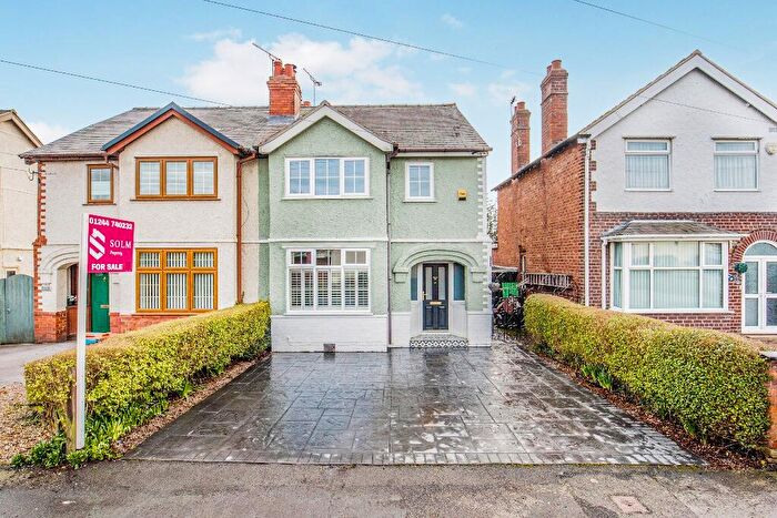 3 Bedroom Semi-Detached House For Sale In Becketts Lane, Boughton, CH3