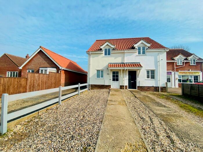 2 Bedroom House To Rent In Norwich Road, NR16