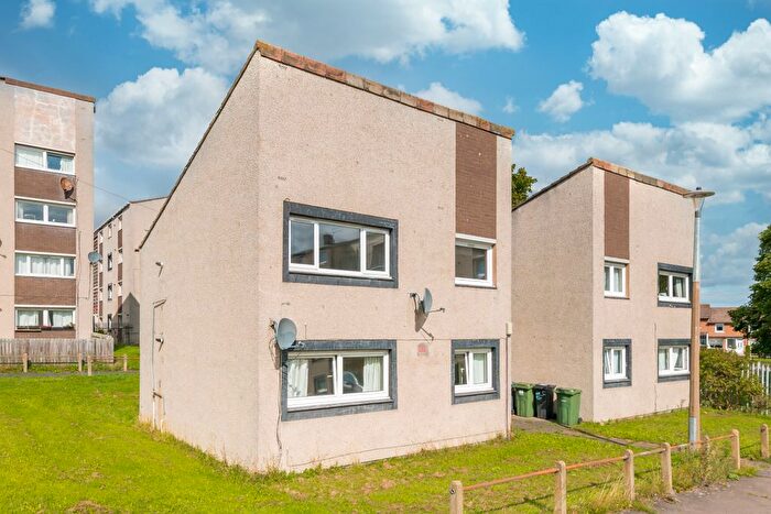 1 Bedroom Flat For Sale In / Calder Court, Edinburgh, EH11