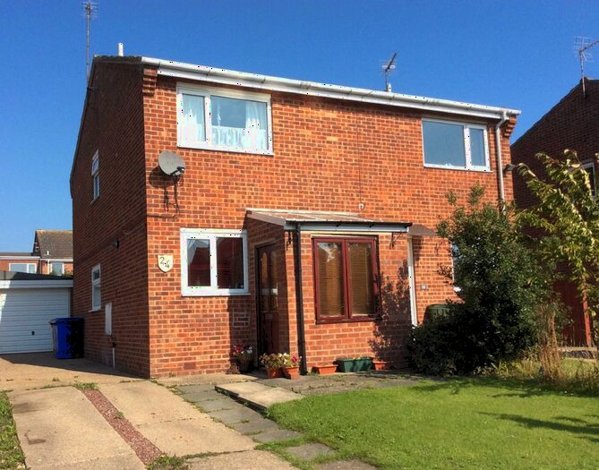 2 Bedroom Semi-Detached House To Rent In Rosewood Close, Bridlington, YO16