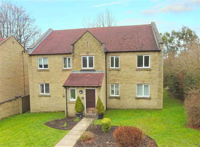 2 Bedroom Flat To Rent In Hilton Court, Bramhope, Leeds, LS16