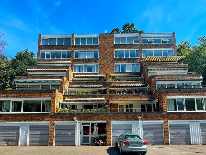 2 Bedroom Apartment To Rent In Druid Woods, Avon Way, Stoke Bishop, BS9