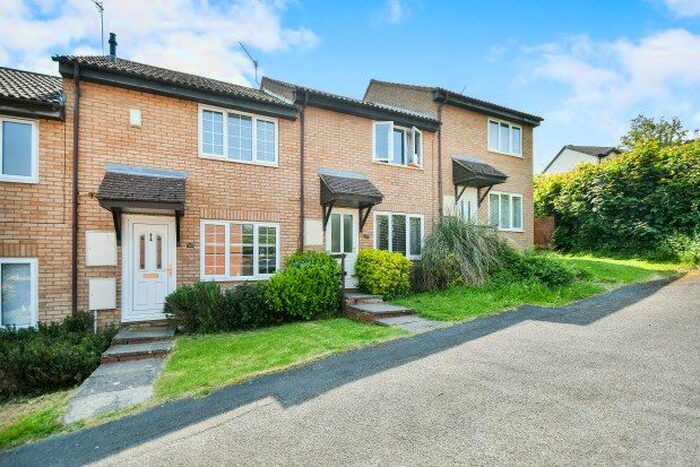 2 Bedroom Terraced House To Rent In Chives Way, Swindon, SN2