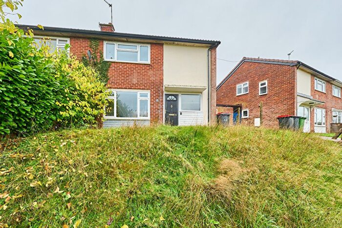 Semi Detached House For Sale In Wellswood Avenue, Ketley Bank, Telford, Shropshire, TF2