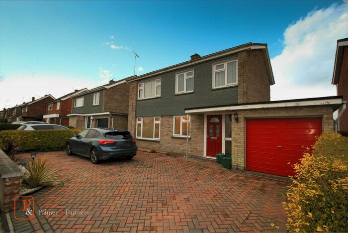 3 Bedroom Detached House To Rent In St Christopher Road, Colchester, Essex, CO4