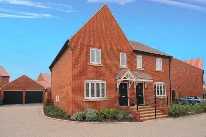 3 Bedroom Semi-Detached House To Rent In Olaf Schmid Mews, Didcot, OX11