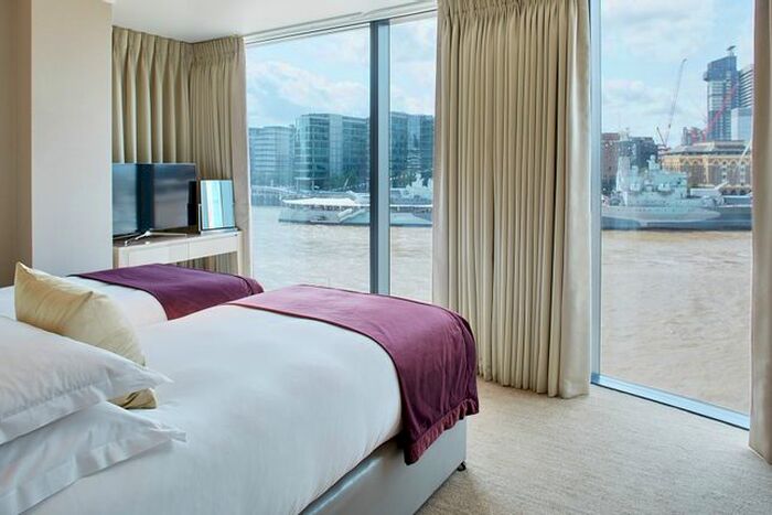 2 Bedroom Flat To Rent In Lower Thames Street, London, EC3R