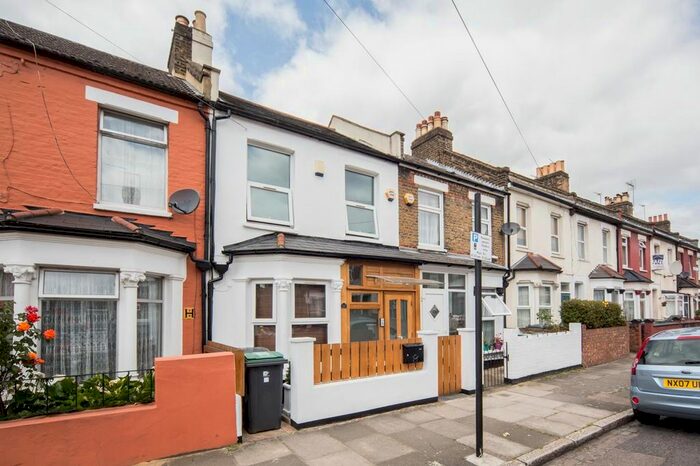 5 Bedroom Terraced House To Rent In Malvern Road, London, N17