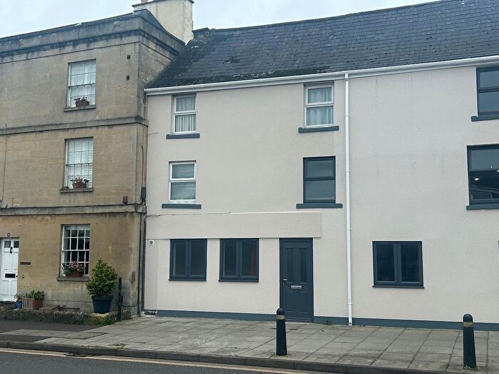 1 Bedroom Flat To Rent In Lowbourne, Melksham, SN12