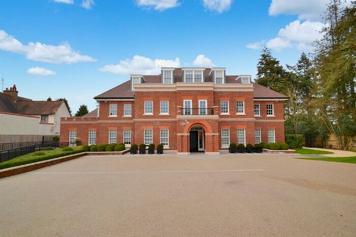 2 Bedroom Flat To Rent In Watford Road, Radlett, WD7