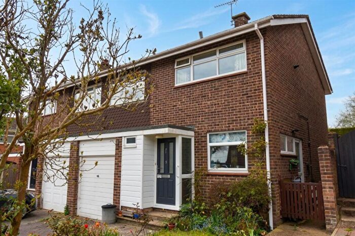 3 Bedroom Semi Detached House For Sale In Danbury Vale, Danbury, CM3