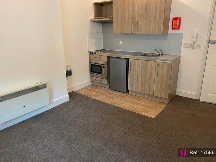 Studio To Rent In Cambridge Road, Eastbourne, BN22