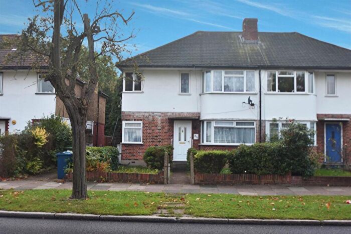 2 Bedroom Maisonette To Rent In Shaftesbury Avenue, South Harrow, HA2