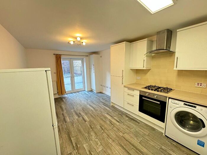 1 Bedroom Flat To Rent In Philip Lane, London, N15