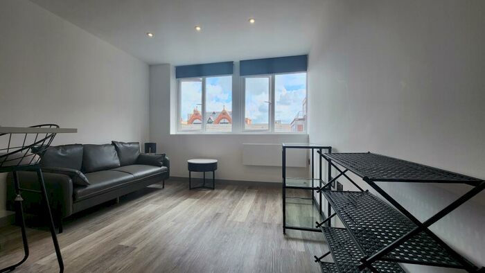 1 Bedroom Apartment To Rent In Charles House, Winckley Square, PR1