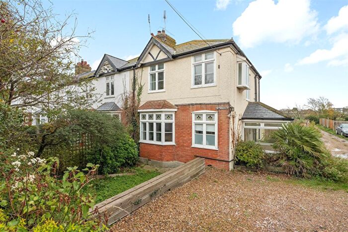 3 Bedroom Semi-Detached House To Rent In Island Wall, Whitstable, CT5