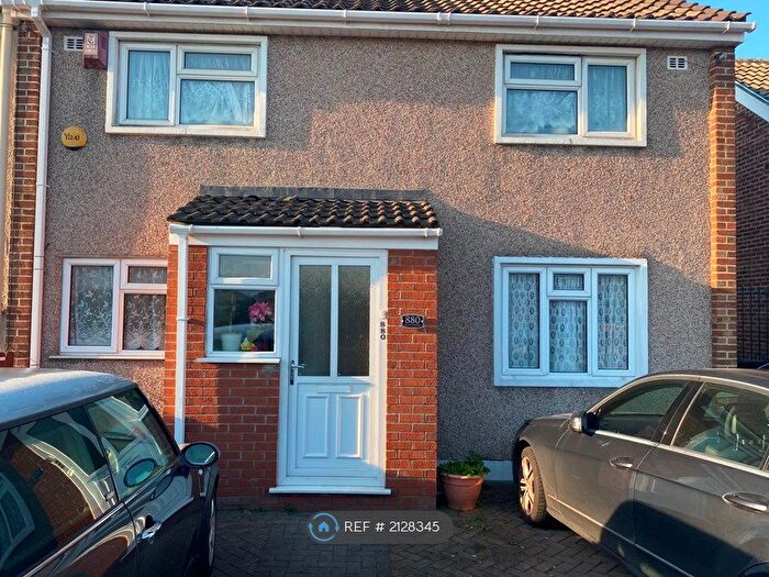 4 Bedroom End Of Terrace House To Rent In Filton, Filton, Bristol, BS34