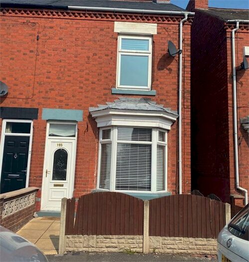 3 Bedroom Semi-Detached House To Rent In Kilton Road, Worksop, Nottinghamshire, S80
