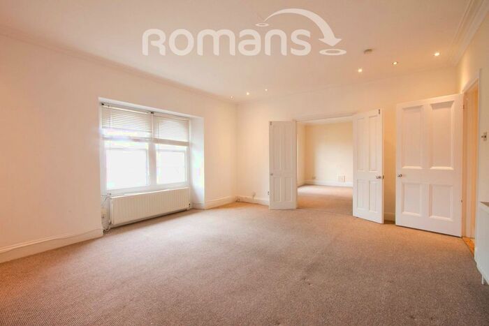 3 Bedroom Flat To Rent In Westfield Park, Redland BS6