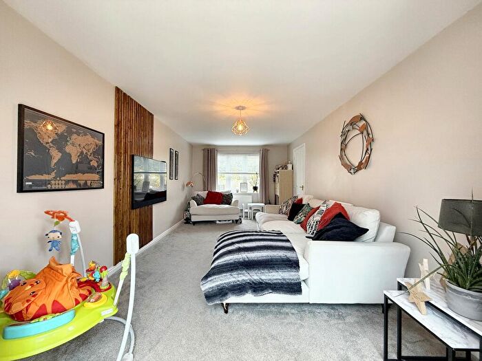 3 Bedroom Detached House For Sale In Ymyl Yr Afon, Hawthorn, CF37