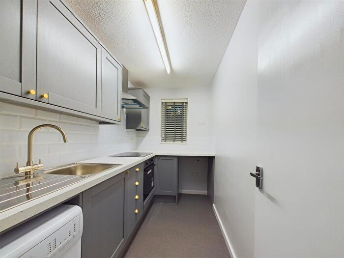 1 Bedroom Apartment To Rent In Roundhill Way, Loughborough, LE11