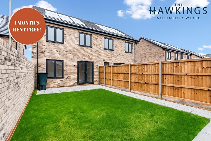 3 Bedroom Semi-Detached House To Rent In The Hawkings, Cambridgeshire, PE28
