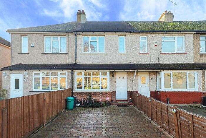 2 Bedroom Terraced House For Sale In Harlington Road, Hillingdon, UB8