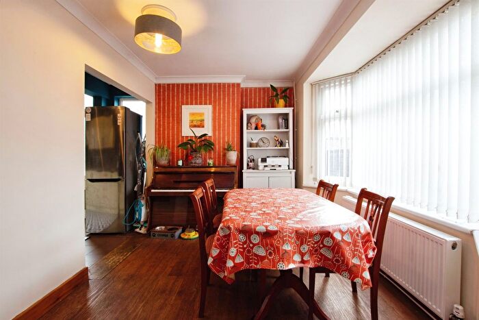 3 Bedroom Detached House For Sale In Ingram Road, Bulwell, Nottingham, NG6