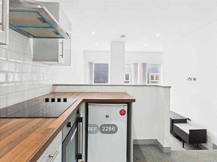 1 Bedroom Flat To Rent In Tivoli House, South Street, HU1