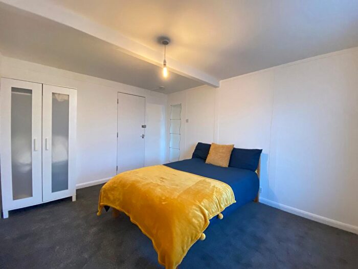 6 Bedroom Property To Rent In Street, Gillingham, Kent, ME7