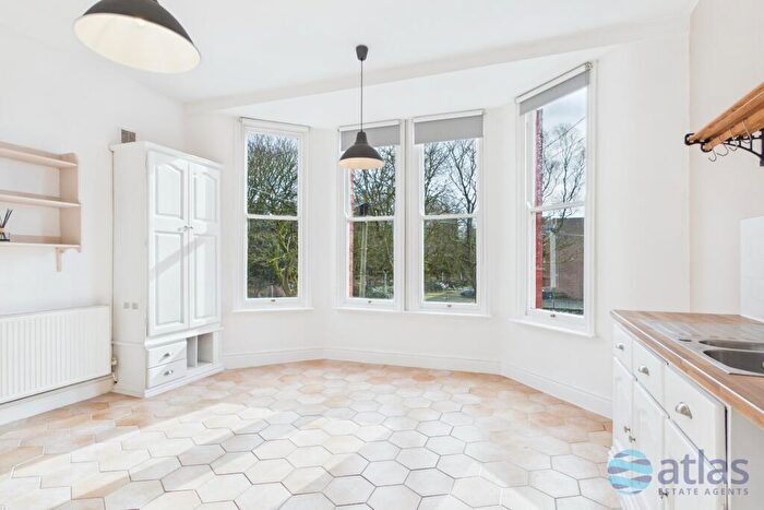 2 Bedroom Apartment To Rent In Ullet Road, Aigburth, L17