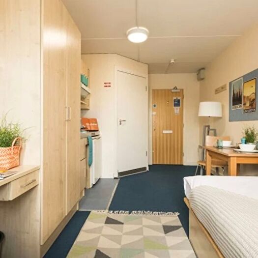 1 Bedroom Studio To Rent In Creek Rd, London, SE8