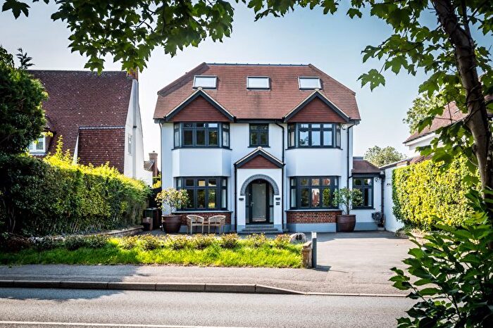 6 Bedroom Detached House For Sale In Fir Tree Road, Banstead, SM7