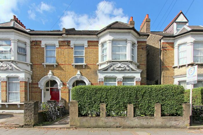 Studio To Rent In Streatham Place, Streatham Hill, SW2